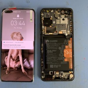 Image of Huawei P40 Pro fitted with a new Huawei service pack screen