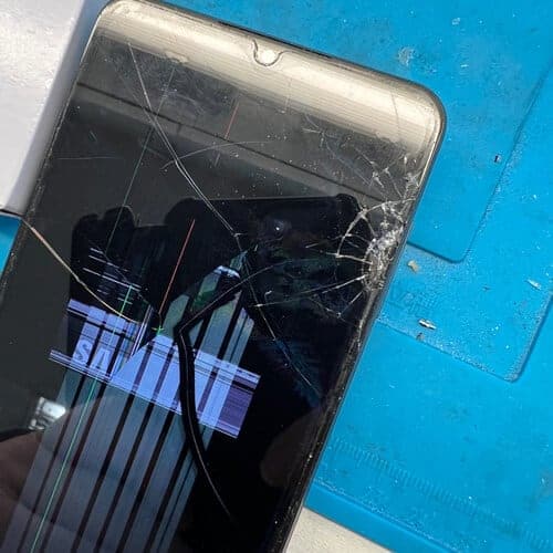 Samsung A12 cracked screen